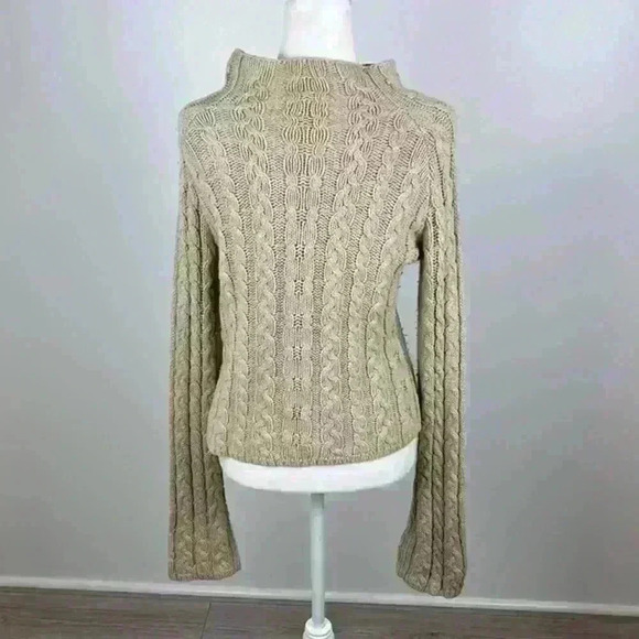 Old Navy Tan Cable Knit Turtleneck Sweater Size M - Picture 5 of 8